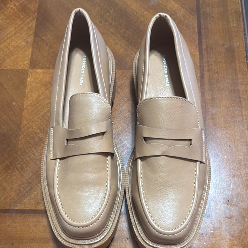 American Eagle Outfitters Tan Leather Flats NWOT
